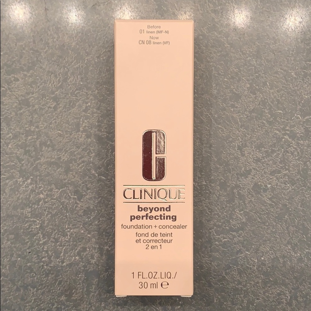 Clinique Beyond Perfecting Foundation + Concealer